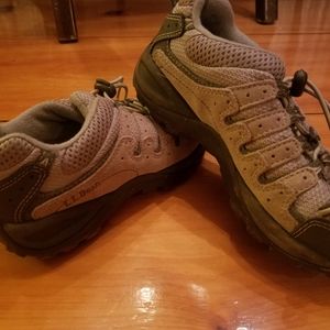 L L Bean size 1 boys hiking shoes